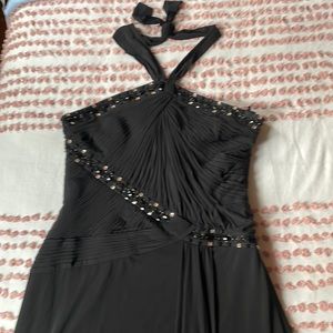 Elegant black BCBG  MAXAZRIA full-length formal gown. Size 10
